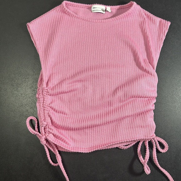 ASOS DESIGN Ribbed Sleeveless Pink Crop top with ruched sides size 4 - Picture 2 of 8